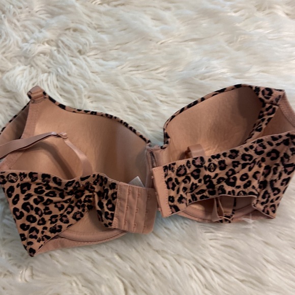 Adrianne Vittadini Bra size 38D excellent condition cheetah design - Picture 10 of 12